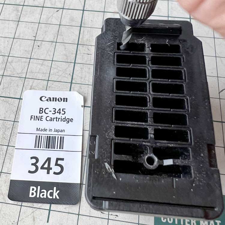 BC345 Black のインク詰め替え法